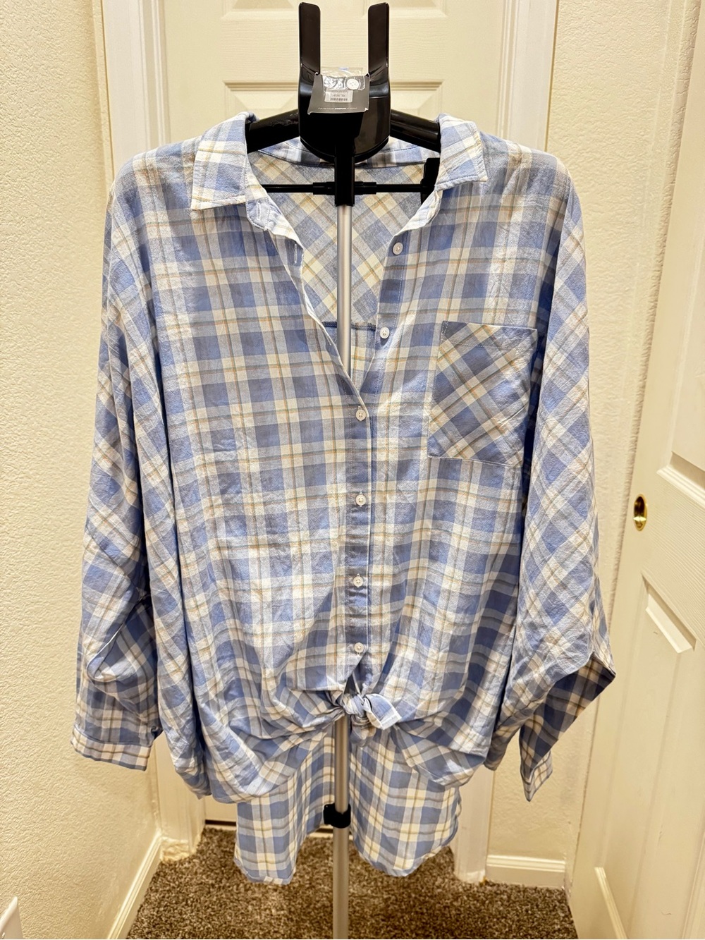🩵 Fashion Nova | Light Blue & White Plaid Button-Down Shirt